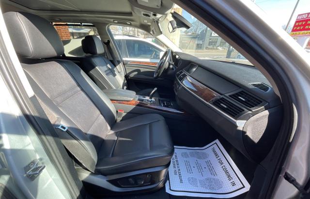 5UXZV4C53CL760738 - 2012 BMW X5 XDRIVE35I SILVER photo 5