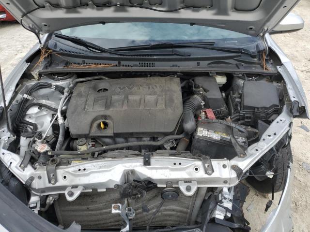 2T1BURHE3JC046074 - 2018 TOYOTA COROLLA L SILVER photo 11