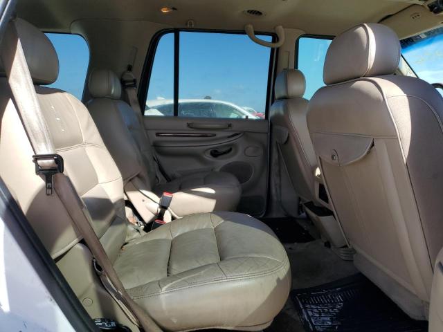 5LMEU27A9YLJ17132 - 2000 LINCOLN NAVIGATOR თეთრი ფოტო 11