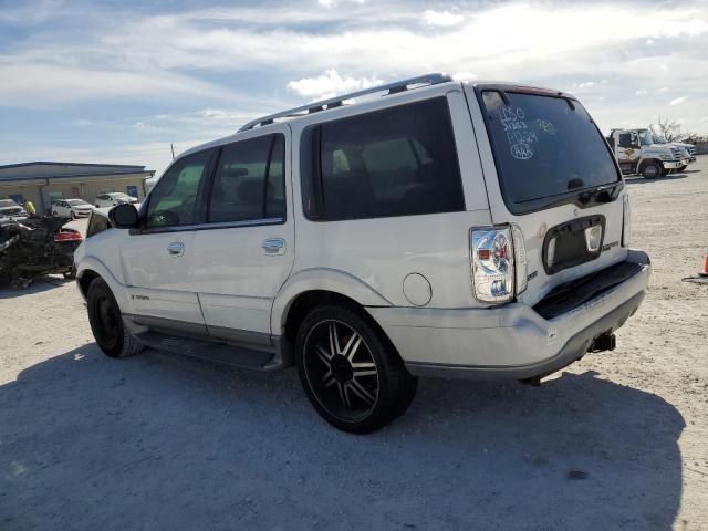 5LMEU27A9YLJ17132 - 2000 LINCOLN NAVIGATOR WHITE photo 2