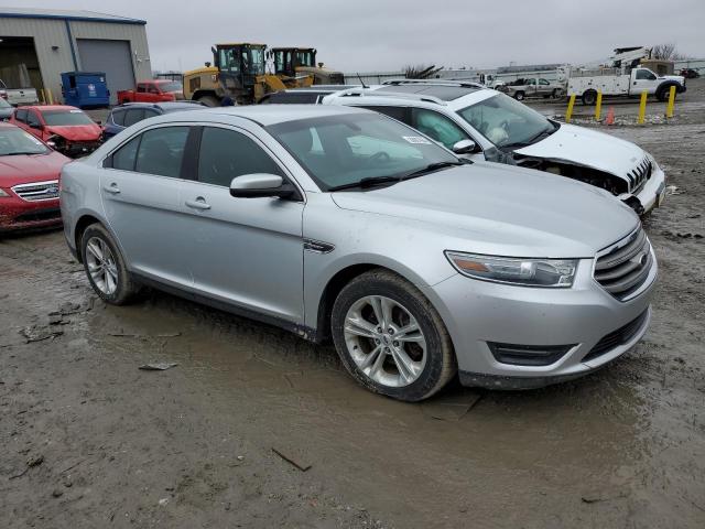 1FAHP2E82DG118417 - 2013 FORD TAURUS SEL SILVER photo 4