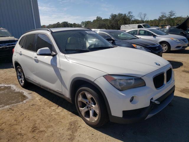 WBAVM1C52DVW46380 - 2013 BMW X1 SDRIVE28I WHITE photo 4