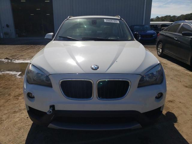 WBAVM1C52DVW46380 - 2013 BMW X1 SDRIVE28I WHITE photo 5