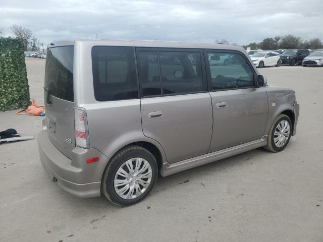 JTLKT334664093256 - 2006 TOYOTA SCION XB GRAY photo 3