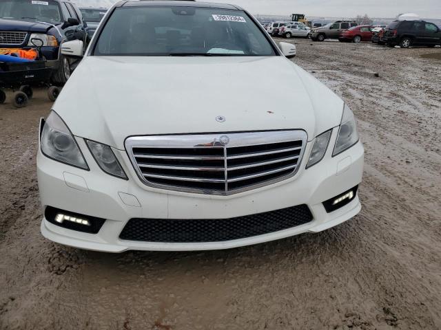 WDDHF9AB6BA477461 - 2011 MERCEDES-BENZ E 550 4MATIC WHITE photo 5