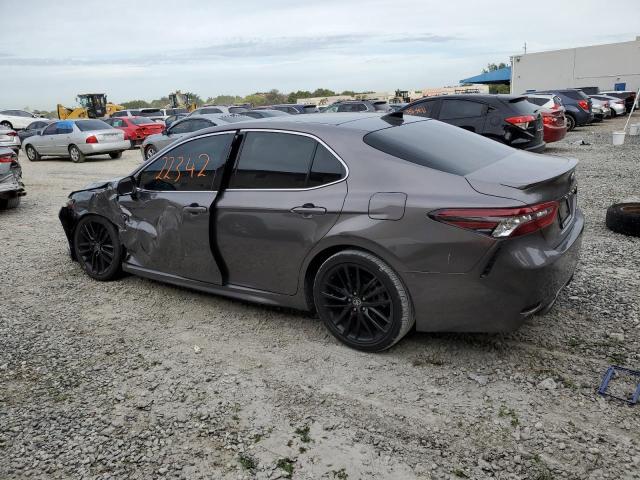 4T1K61AK8NU030355 - 2022 TOYOTA CAMRY XSE GRAY photo 2