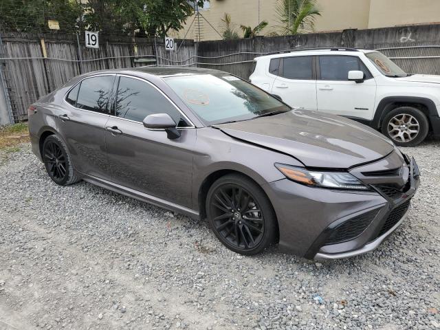 4T1K61AK8NU030355 - 2022 TOYOTA CAMRY XSE GRAY photo 4