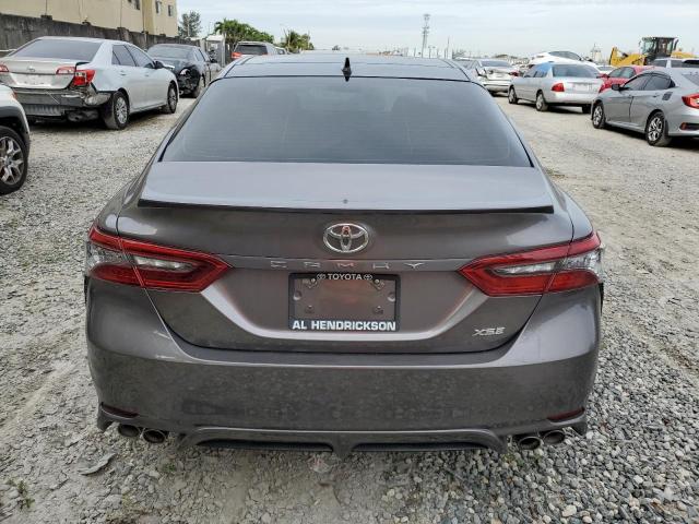 4T1K61AK8NU030355 - 2022 TOYOTA CAMRY XSE GRAY photo 6