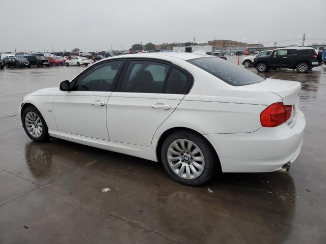 WBAPH77599NM30236 - 2009 BMW 328 I WHITE photo 2