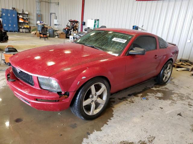 1ZVHT80N885137347 - 2008 FORD MUSTANG RED photo 1
