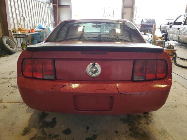 1ZVHT80N885137347 - 2008 FORD MUSTANG RED photo 6