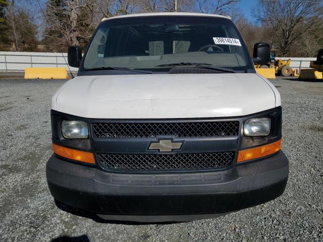 1GCWGFCA9E1197765 - 2014 CHEVROLET EXPRESS G2 WHITE photo 5