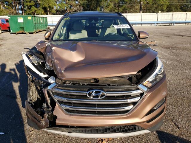 KM8J33A24HU354519 - 2017 HYUNDAI TUCSON LIMITED BROWN photo 5