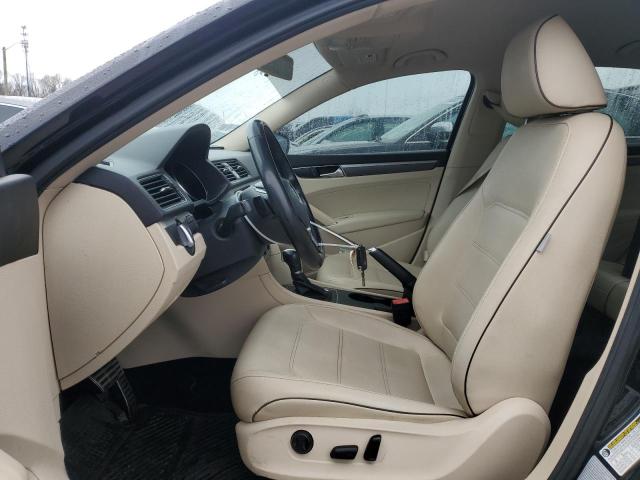 1VWDT7A30HC030990 - 2017 VOLKSWAGEN PASSAT R-LINE أسود صورة 7