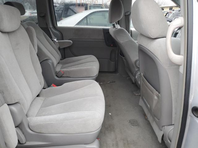 KNDMB233176165561 - 2007 KIA SEDONA EX GRAY photo 11