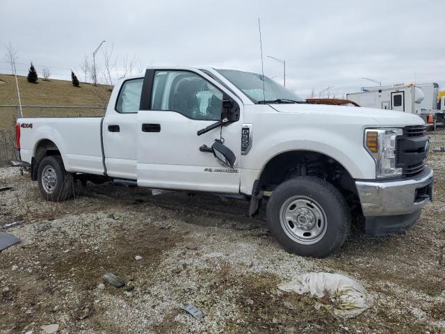 1FT8W3BTXKED99693 - 2019 FORD F350 SUPER DUTY WHITE photo 4