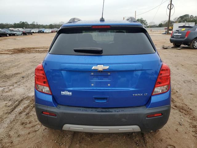 KL7CJLSB6FB212194 - 2015 CHEVROLET TRAX 1LT BLUE photo 6