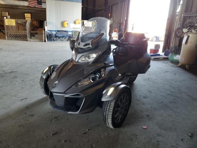 2BXNBDD15EV008447 - 2014 CAN-AM SPYDER ROA RT GRAY photo 2