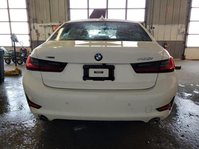 3MW5R7J03N8C34663 - 2022 BMW 330XI WHITE photo 6