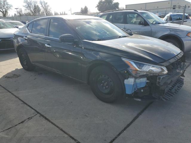 1N4BL4BV6LC212765 - 2020 NISSAN ALTIMA S BLACK photo 4