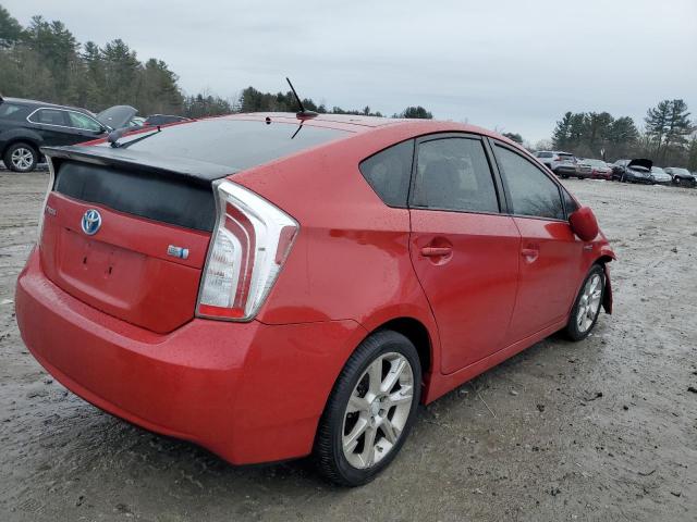 JTDKN3DUXD1722004 - 2013 TOYOTA PRIUS RED photo 3