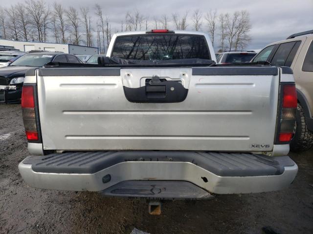 1N6ED29Y94C430822 - 2004 NISSAN FRONTIER CREW CAB XE V6 SILVER photo 6