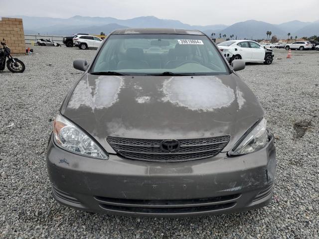 4T1BE32K94U890146 - 2004 TOYOTA CAMRY LE GRAY photo 5