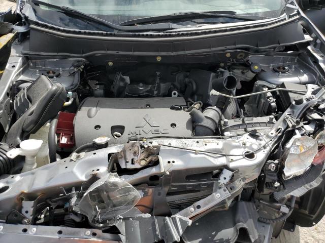 JA4AP3AU4JU005788 - 2018 MITSUBISHI OUTLANDER ES Boz foto 12