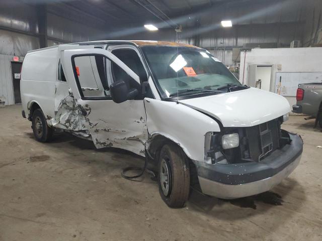 1GCGG29V361242210 - 2006 CHEVROLET EXPRESS G2 WHITE photo 4