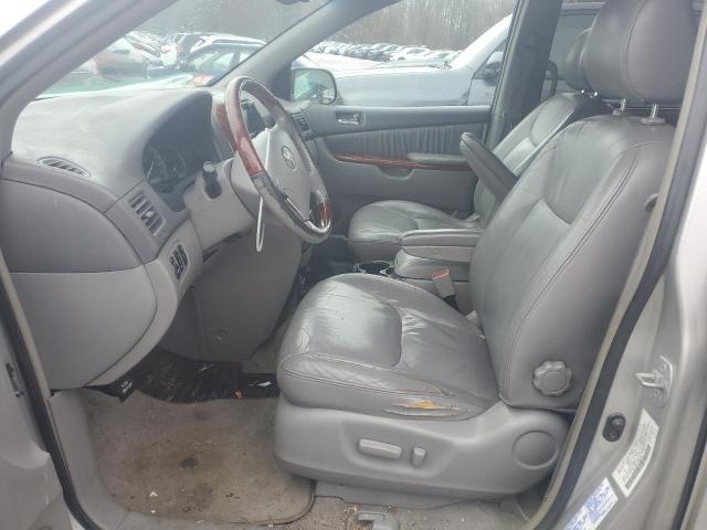 5TDBA22C94S008674 - 2004 TOYOTA SIENNA XLE SILVER photo 7