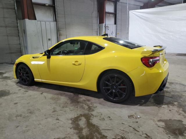 JF1ZCAC18H9601727 - 2017 SUBARU BRZ 2.0 LIMITED YELLOW photo 2