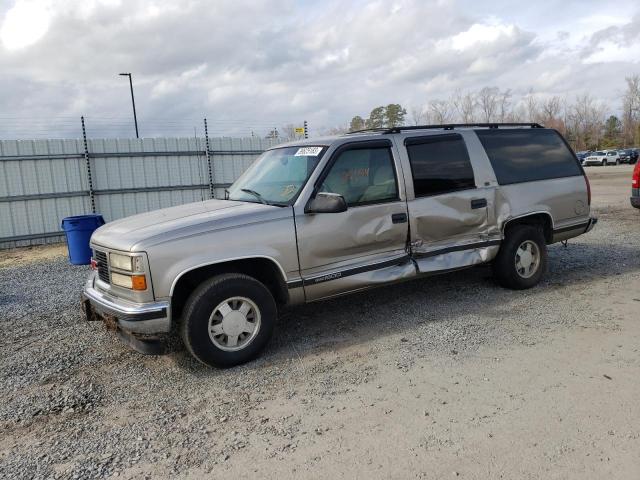 3GKEC16RXXG545397 - 1999 GMC SUBURBAN C1500 TAN photo 1