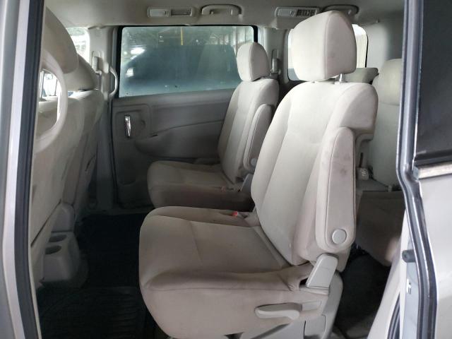 JN8AE2KP2H9170223 - 2017 NISSAN QUEST S SILVER photo 11