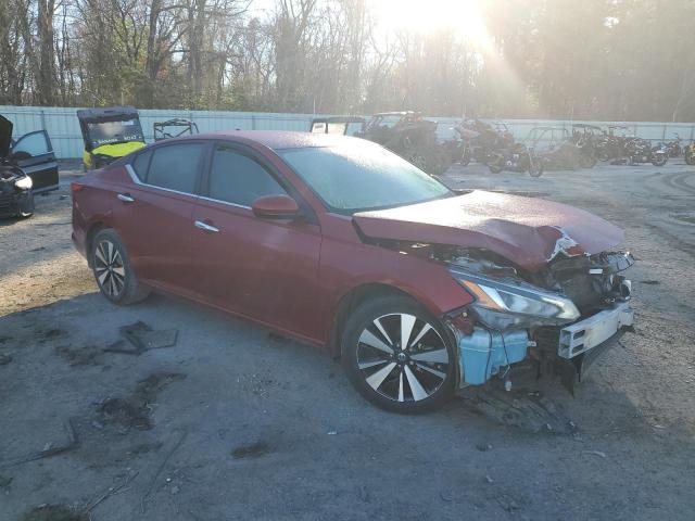 1N4BL4DV7MN372916 - 2021 NISSAN ALTIMA SV MAROON photo 4