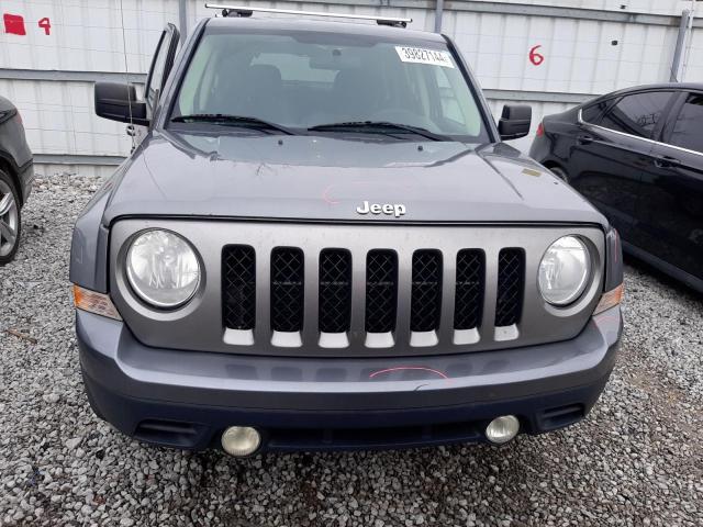 1C4NJPBA5ED573493 - 2014 JEEP PATRIOT SPORT GRAY photo 5