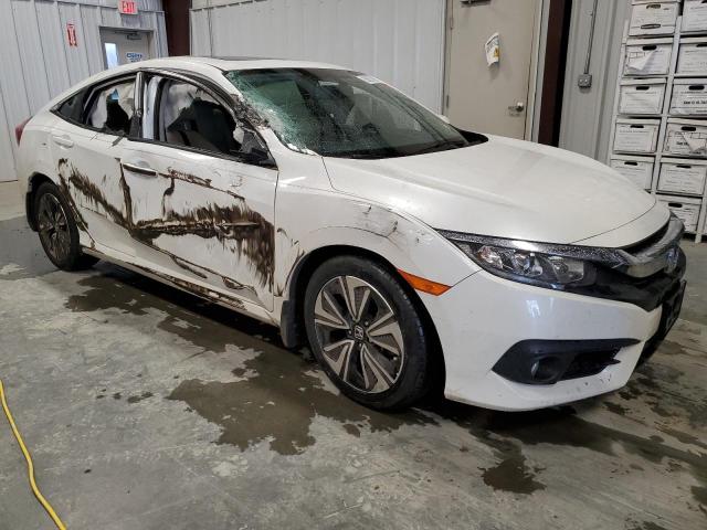 JHMFC1F72JX030152 - 2018 HONDA CIVIC EXL WHITE photo 4