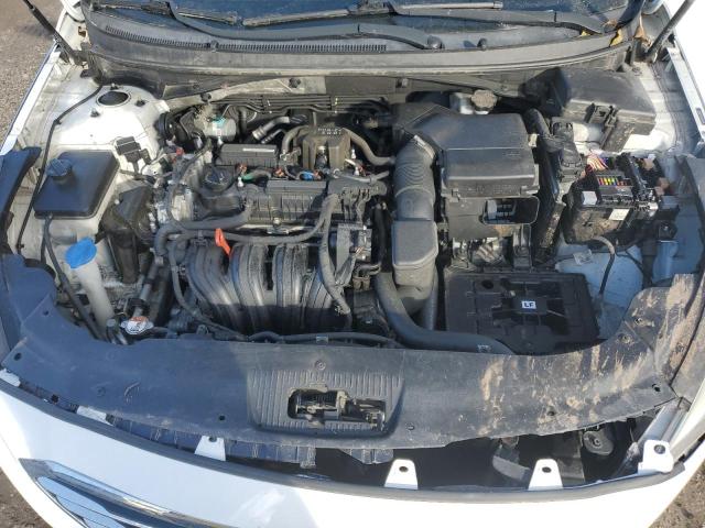 5NPE24AF6GH319765 - 2016 HYUNDAI SONATA SE WHITE photo 11