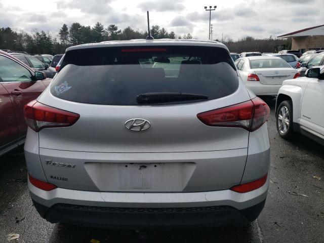 KM8J23A44GU044227 - 2016 HYUNDAI TUCSON SE SILVER photo 6