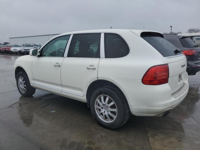 WP1AA29P55LA22089 - 2005 PORSCHE CAYENNE WHITE photo 2