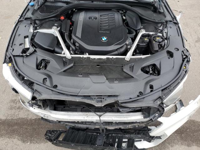 WBAAE2C03NCH10495 - 2022 BMW 840I WHITE photo 11