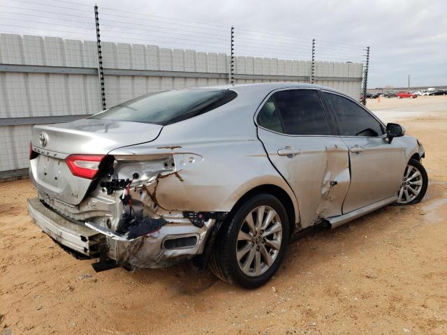 JTNB11HK6J3034568 - 2018 TOYOTA CAMRY L SILVER photo 3