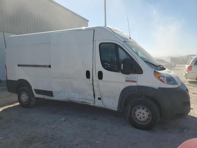 3C6TRVDG3JE148747 - 2018 RAM PROMASTER 2500 HIGH WHITE photo 4