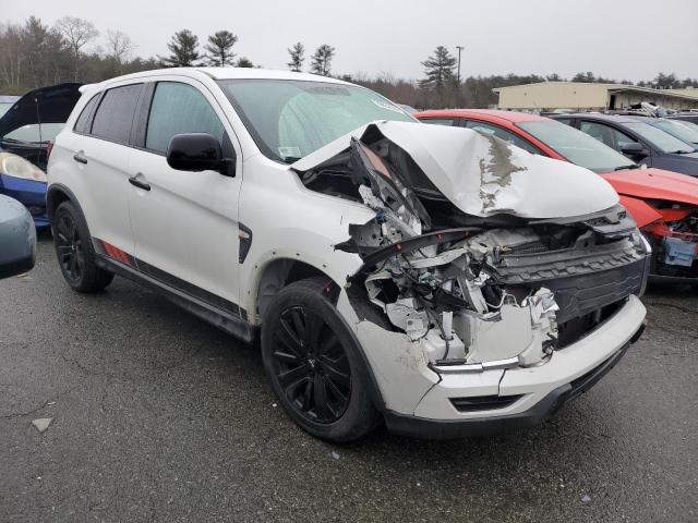 JA4AR3AU9LU019487 - 2020 MITSUBISHI OUTLANDER ES WHITE photo 4