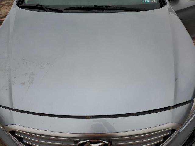 5NPE24AF7GH307866 - 2016 HYUNDAI SONATA SE SILVER photo 11