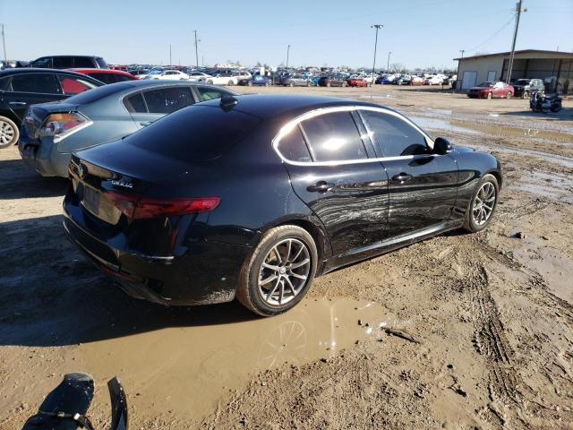 ZARFAEBN5J7581748 - 2018 ALFA ROMEO GIULIA BLACK photo 3