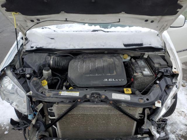 2C4RC1BG9DR517596 - 2013 CHRYSLER TOWN & COU TOURING WHITE photo 12