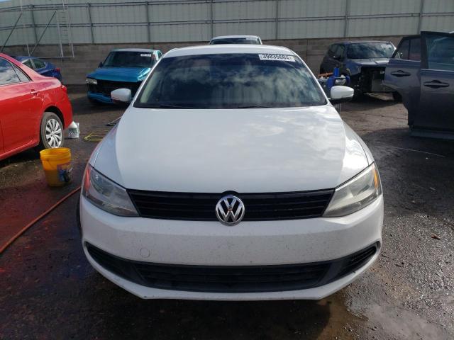 3VWD17AJ7EM405465 - 2014 VOLKSWAGEN JETTA SE WHITE photo 5