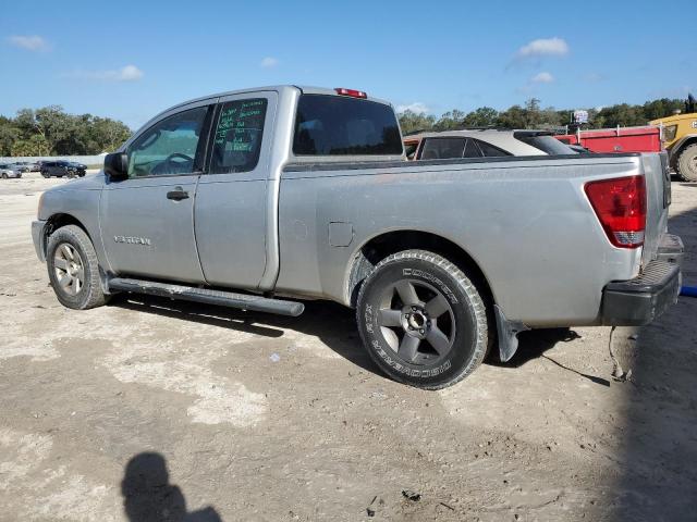 1N6BA06A98N352558 - 2008 NISSAN TITAN XE SILVER photo 2