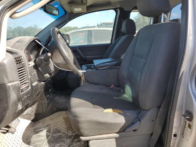 1N6BA06A98N352558 - 2008 NISSAN TITAN XE SILVER photo 7