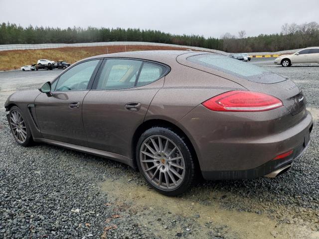 WP0AA2A78GL000751 - 2016 PORSCHE PANAMERA 2 BROWN photo 2